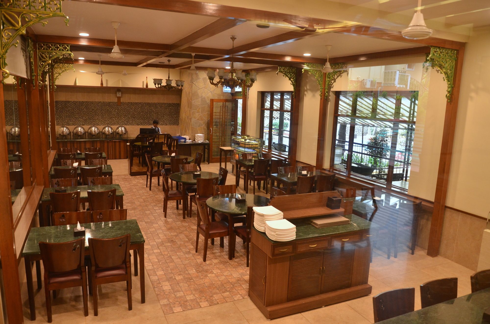 Zaras Resort Lonavala Esterno foto